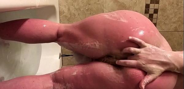 Pregnant PAWG Invites You to Join Her in the Bath - BunnieAndTheDude